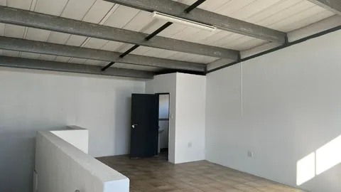 Proton Place, Chloorkop - Unit 1 - 117m² - Industrial Unit in Chloorkop (5)